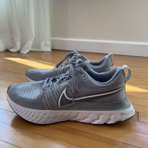 Nike React Infinity Run Flyknit 2 Sneaker
Size 9. Barely worn.